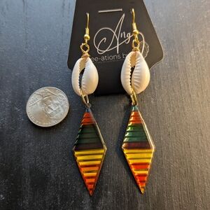 Cowrie Rasta Color Pendant Earrings